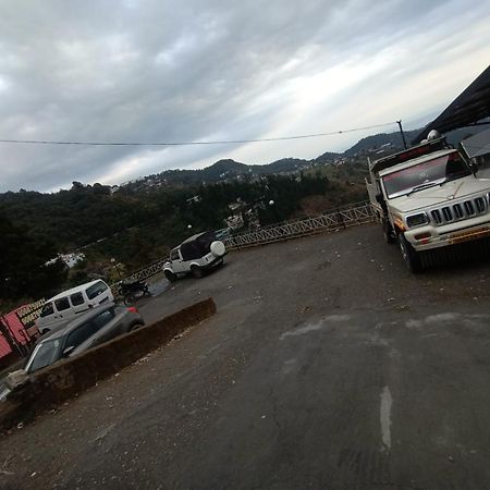 Hotel Himalayan Village 무소리에 외부 사진