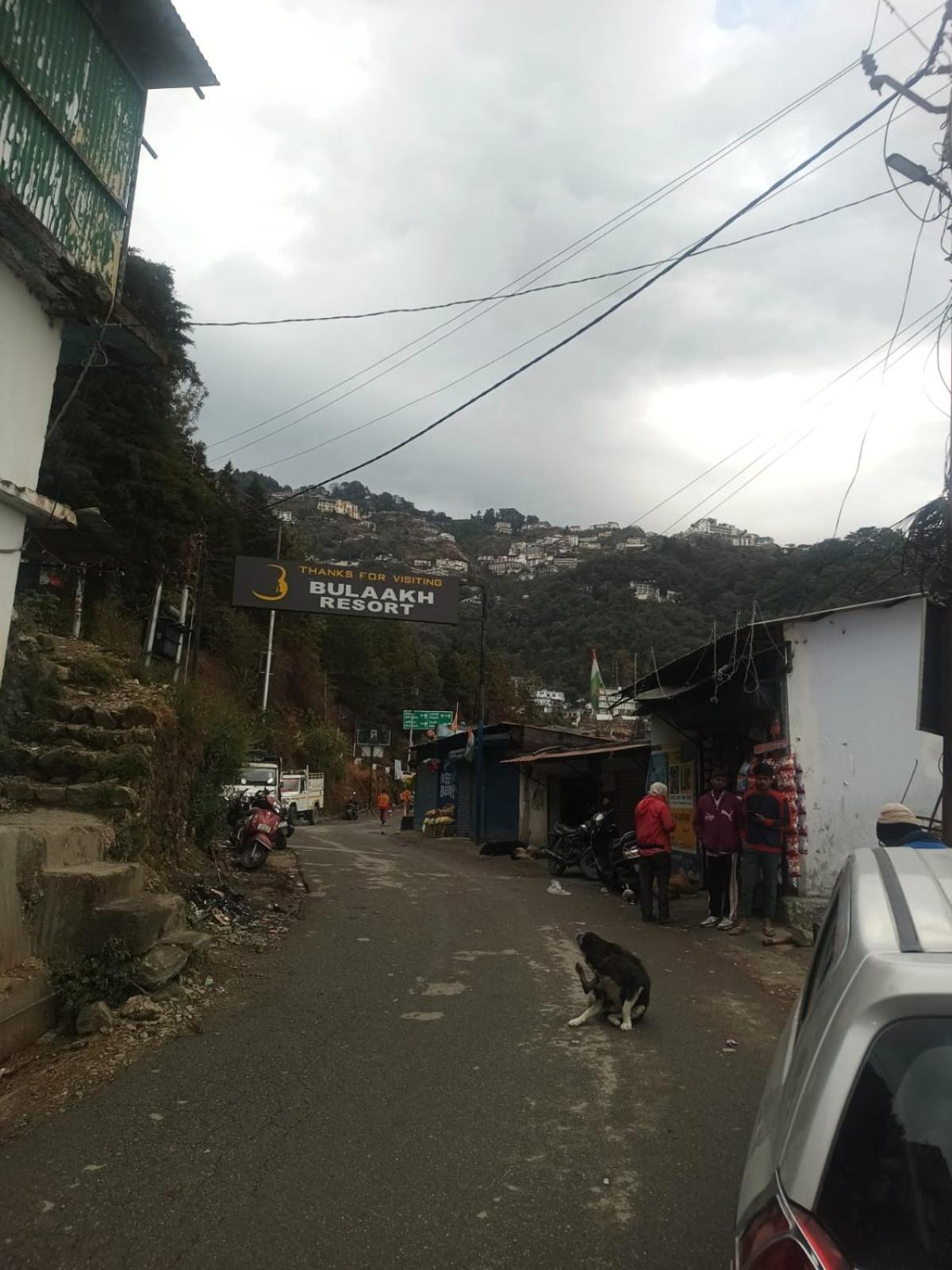 Hotel Himalayan Village 무소리에 외부 사진