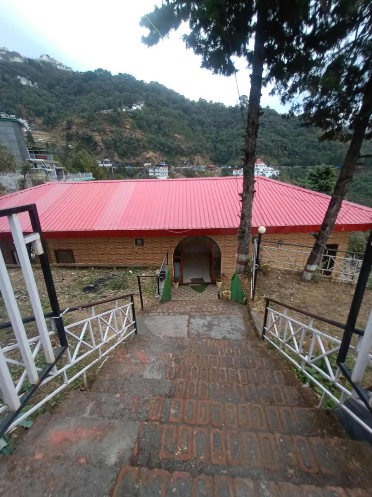 Hotel Himalayan Village 무소리에 외부 사진