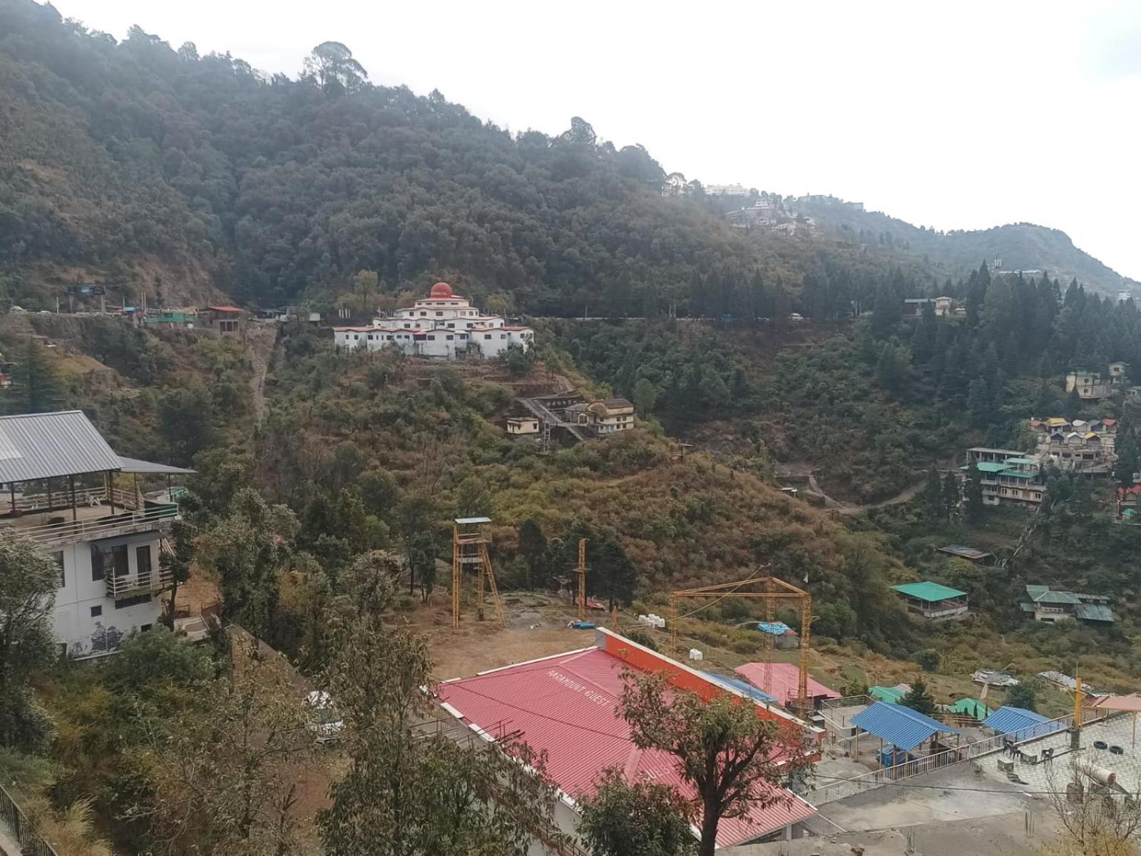 Hotel Himalayan Village 무소리에 외부 사진